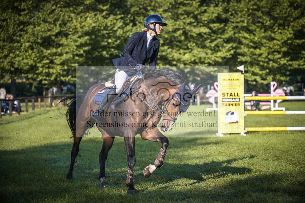 DOS_0082 | Entdecke hochwertige Reitturnierfotos von Foto Oger. Professionell, emotional und authentisch – jetzt Lieblingsmomente im Shop bestellen.Deutschlandweite Turnierfotografie. - Realisiert mit Pictrs.com