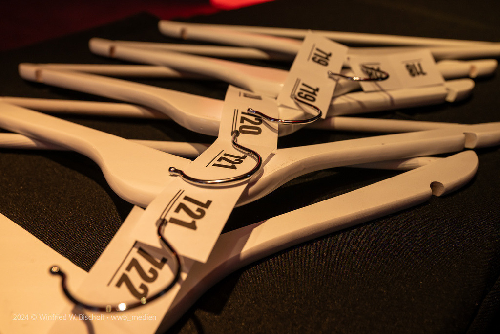 wwb_1917 | <Fotografie> <Video> <Film> <Winfried Bischoff> - Realisiert mit Pictrs.com