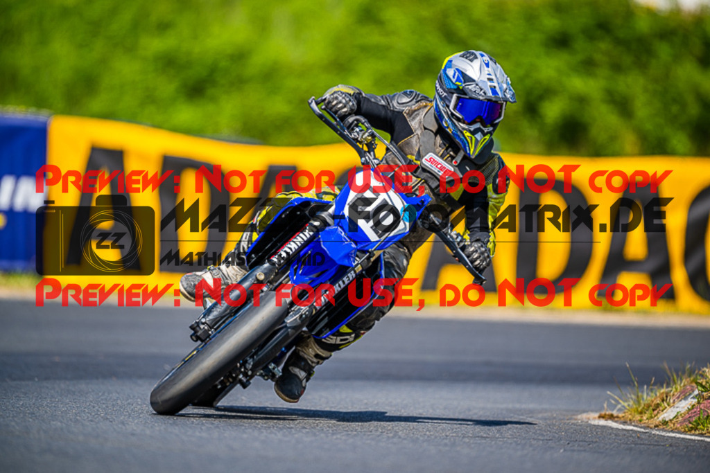 MaZZes_FotoMatrix_220528_1875 | Fotograf Mathias Schmid
Sportfotograf,
Eventfotograf,
Hochzeitsfotograf,
Portraitfotograf