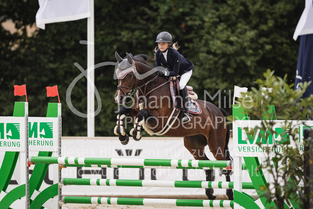 250711_BHO_A2-Spr-2-221 | Deine schönsten Turniermomente als professionelle Fotos! Entdecke hochwertige Pferdesport-Fotografie im Online-Shop. Jetzt Fotos finden & bestellen!