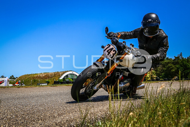0743-260530DCB-001_743 | Deine Full-Service-Agentur für ✔️Videoproduktionen und ✔️Motorsportfotografie Jetzt Angebot anfragen!