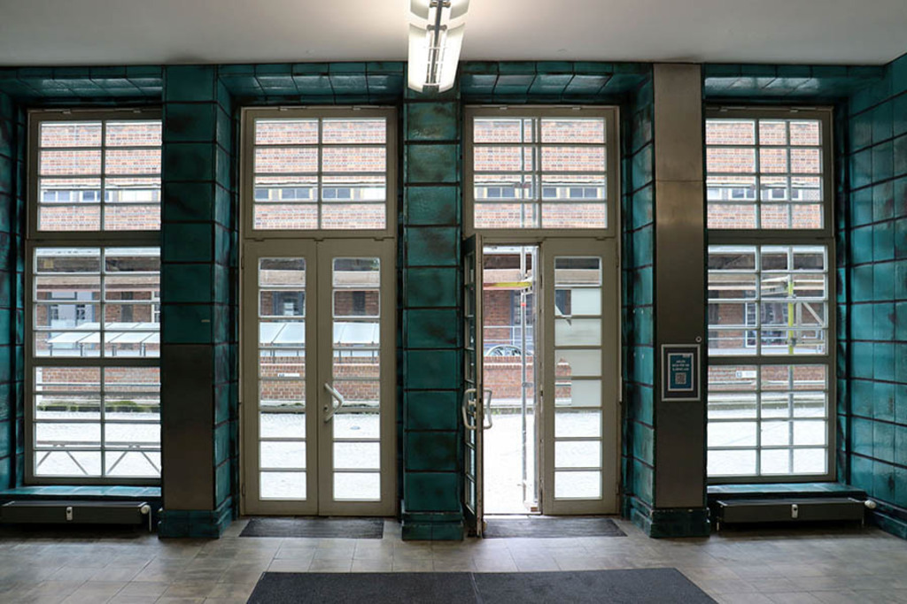 Konsumzentrale | Entdecke über 20 Kategorien Leipzig-Motive: Foto-Downloads, hochwertige Poster, Leinwand- & Fine-Art-Prints. Jetzt Lieblingsfoto im Bildlexikon Leipzig Shop bestellen!