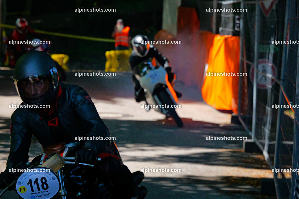 P1026373 | Erleben Sie atemberaubende, hochqualitative Fotos Ihrer Fahrt entlang der malerischen Alpenstraßen. Besuchen Sie alpineshots.com, um professionelle Aufnahmen Ihrer unvergesslichen Reise zu finden und zu kaufen - Realisiert mit Pictrs.com