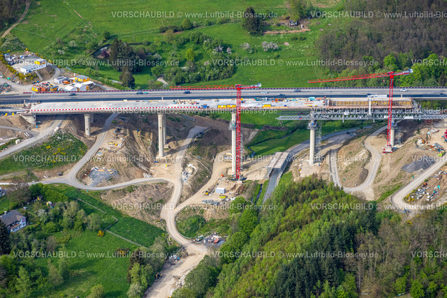 Siegen240502427A45-TalbrueckeEIsern | Luftbild, Bauarbeiten Baustelle und Neubau der Talbrücke Eisern, Autobahn A45 Sauerlandlinie, Eisern, Siegen, Siegerland, Nordrhein-Westfalen, Deutschland