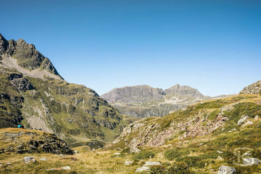 Hohes Rad 2934m – Gipfeltour durch die Silvretta 2020 | Fotodokumentation der anspruchsvollen Gipfelbesteigung des Hohen Rad (2934m) in der Silvretta. Aufnahmen vom Aufstieg über das Bieltal, durch Geröllfelder bis zum Gipfel und Abstieg durchs Ochsental von Stefan Kuhn, September 2020. - Realisiert mit Pictrs.com