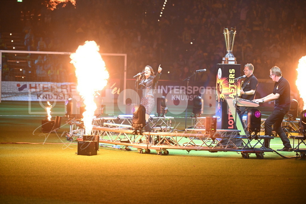 K10_8250 | Krystjaan Photography