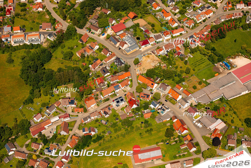 Das Luftbild zeigt : Weilstetten Balingen - Die Luftaufnahme wurde 2024 vom UL-Flugzeug aus erstellt ( keine Drohne ) - Hochauflösende Luftaufnahme - Für grossformatige Ausdrucke geeignet. Die Geschenkidee !Mit Lizenz und Bildrechte bestellbar