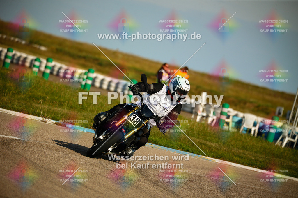 _MOT5597 | Hier findet Ihr Bilder von Touristenfahrten auf der Nürburgring Nordschleife oder von anderen Veranstaltungen die ich besucht habe. Viel Spass beim Durch Schauen 