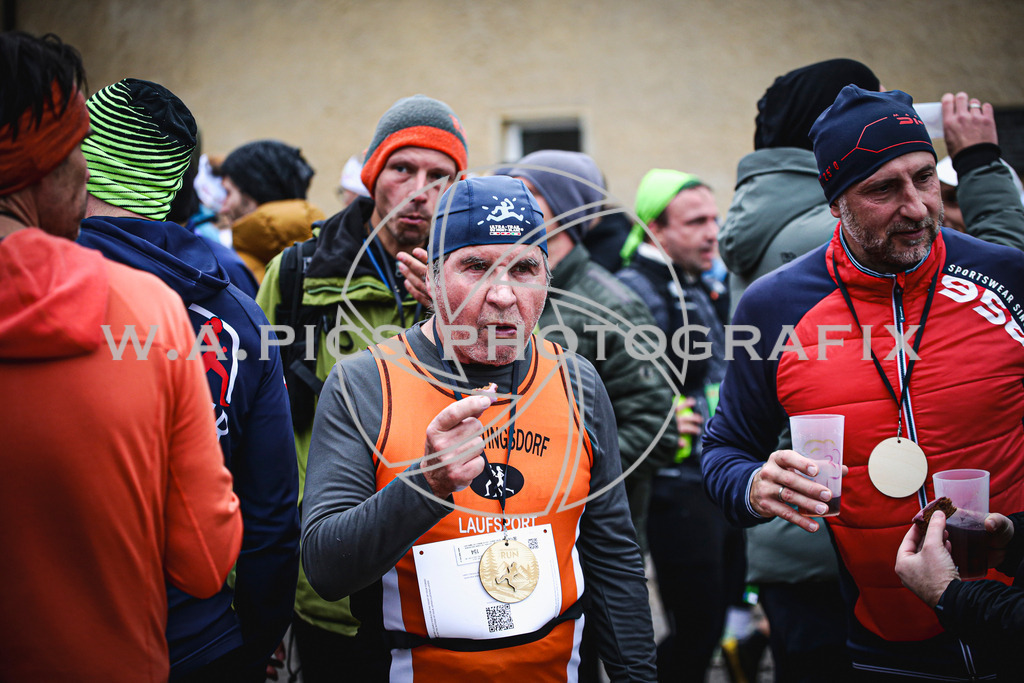 ..... | LEONDING,AUSTRIA,8.November 25, Kürnberglauf 2025  , Image shows: Photo: WAPICS / Andreas Willdoner