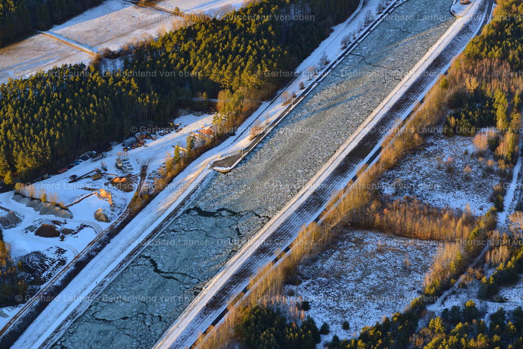 3700220 | zugefrorener Rhein-Main-Donau Kanal bei Möhrendorf