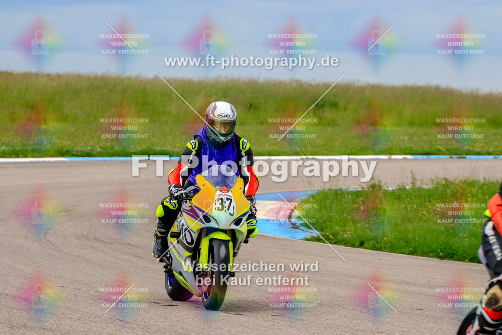 MotoTeam-2398 | Hier findet Ihr Bilder von Touristenfahrten auf der Nürburgring Nordschleife oder von anderen Veranstaltungen die ich besucht habe. Viel Spass beim Durch Schauen 