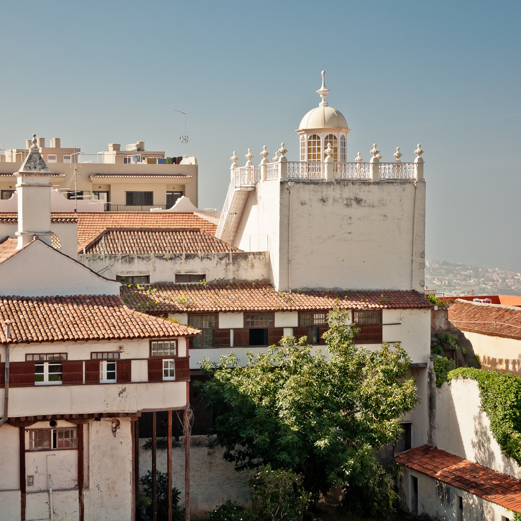 La Orotava, Teneriffa | Online Shop für Christen: Christliche Poster XXL, Plakate, Wandbilder als Leinwand & christliche Postkarten, Kalender, Sticker & Lizenzen zum Download. Die Kunstwerke im christliche Geschenke Shop zeigen die Jahreslosung 2025, Gott, Jesus & mehr.