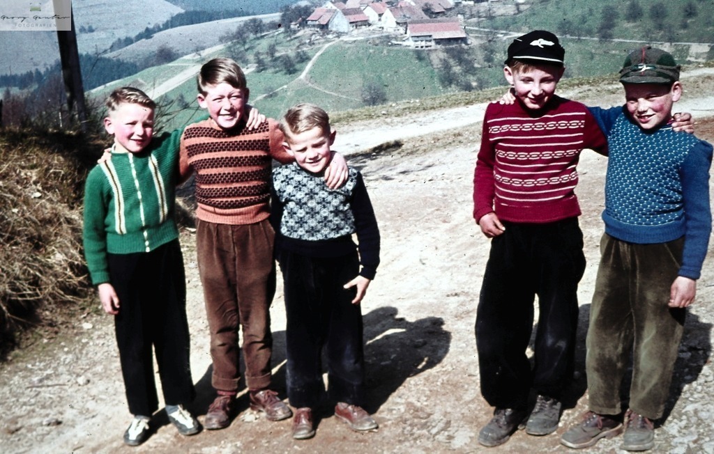 Schüler 13 | Fotoblog Schwarzwald, Foto Blog Wiesental, Pfaffenberg, Winterzauber, Zeller Bergland, Zell im Wiesental, Fotoblog Wiesental, Landschaftsfotos, Bilder Wiesental, Natur, Naturbilder, Fastnacht, Zeller Fastnacht, Zeller Fasnacht, Zeller Bergland, Belchen, - Realisiert mit Pictrs.com