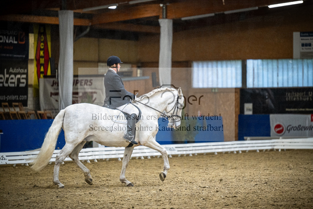 DOS_0787 | Entdecke hochwertige Reitturnierfotos von Foto Oger. Professionell, emotional und authentisch – jetzt Lieblingsmomente im Shop bestellen.Deutschlandweite Turnierfotografie. - Realisiert mit Pictrs.com