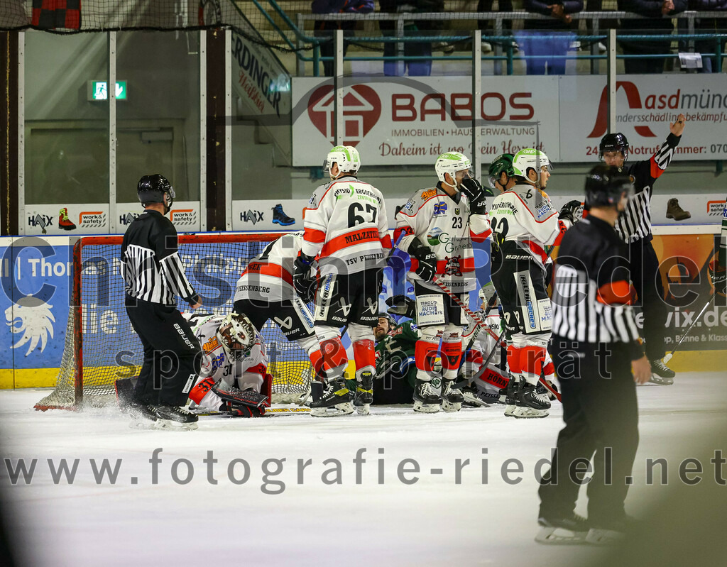 2023-10-29_028_TSV_Erding_gegen_TSV_Peissenberg | Erding, Deutschland, 29.10.2023:
Eishockey, Bayernliga Vorrunde 2023 / 2024, 5. Spieltag, TSV Erding gegen TSV Peißenberg, Endergebnis: 

Foto: Christian Riedel / fotografie-riedel.net