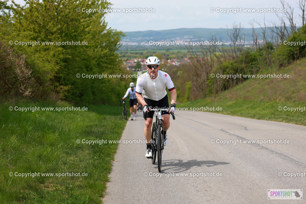 952_AR6_0905 | Neusiedlersee Radmarathon 2026@sportshot_your_pictrs #yourpictures#roadtowm2029 #nrm #neusiedlerseeradmarathon #neusiedlersee #neusiedlerseetourismus #burgenland #mörbisch #nrm26 #burgenlandtourismus #voglundco #poweredbyburgenlandtourismus #radsport #rad #marathon #ucigranfondo #visitburgenland #ucigranfondoworldseries