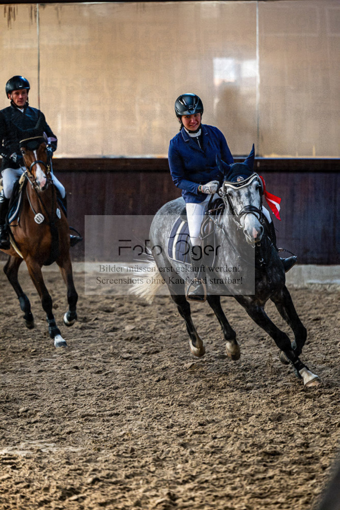 20240308-DOS_2791 | Entdecke hochwertige Reitturnierfotos von Foto Oger. Professionell, emotional und authentisch – jetzt Lieblingsmomente im Shop bestellen.Deutschlandweite Turnierfotografie. - Realisiert mit Pictrs.com