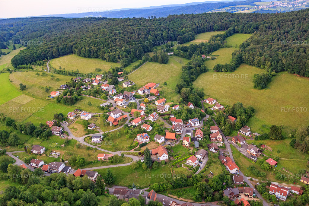 Luftbild: Im Oberdorf im Ortsteil Brombach in Eberbach im Bundesland Baden-Württemberg in Deutschland. Foto: IMG_089501.jpg vom 10.06.2016 durch Werner Riehm/FLY-FOTO.de