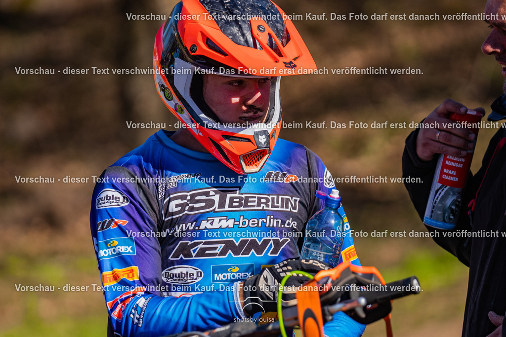 20260406_MSCHänchen-0195 | Sportfotografin aus Berlin-Brandenburg mit Fokus auf Motocross. Ich halte deine sportliche Leistung und echte Emotionen auf und neben der Strecke professionell fest. Entdecke die Fotos von deinem Rennen und bestelle sie direkt hier im Shop.