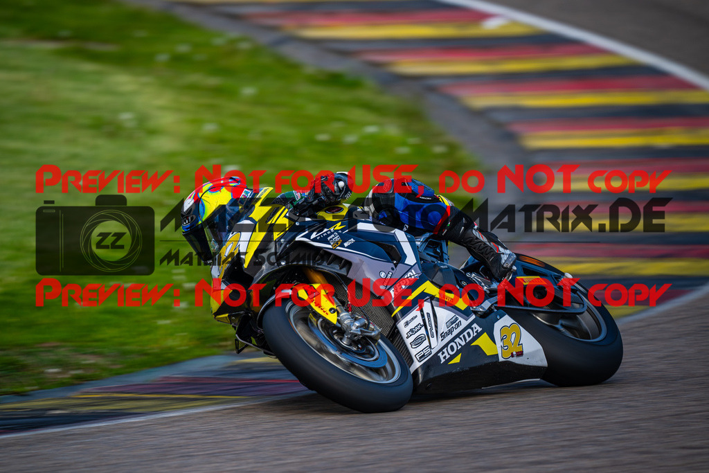 MaZZes_FotoMatrix_240504_6007705_6291 | STK1000