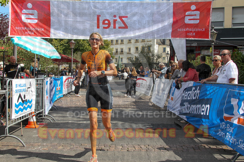 250824_1246_EV4_9469 | Sportfotografie im Rhein-Sieg Kreis, Köln, Bonn, NRW, Rheinland Pfalz, Hessen, etc. Unser Tätigkeitsfeld umfasst den Laufsport vom Volkslauf über den Marathon, Duathlon, Triathon bis zum Ultralauf wie Kölnpfad Ultra oder Schindertrail.