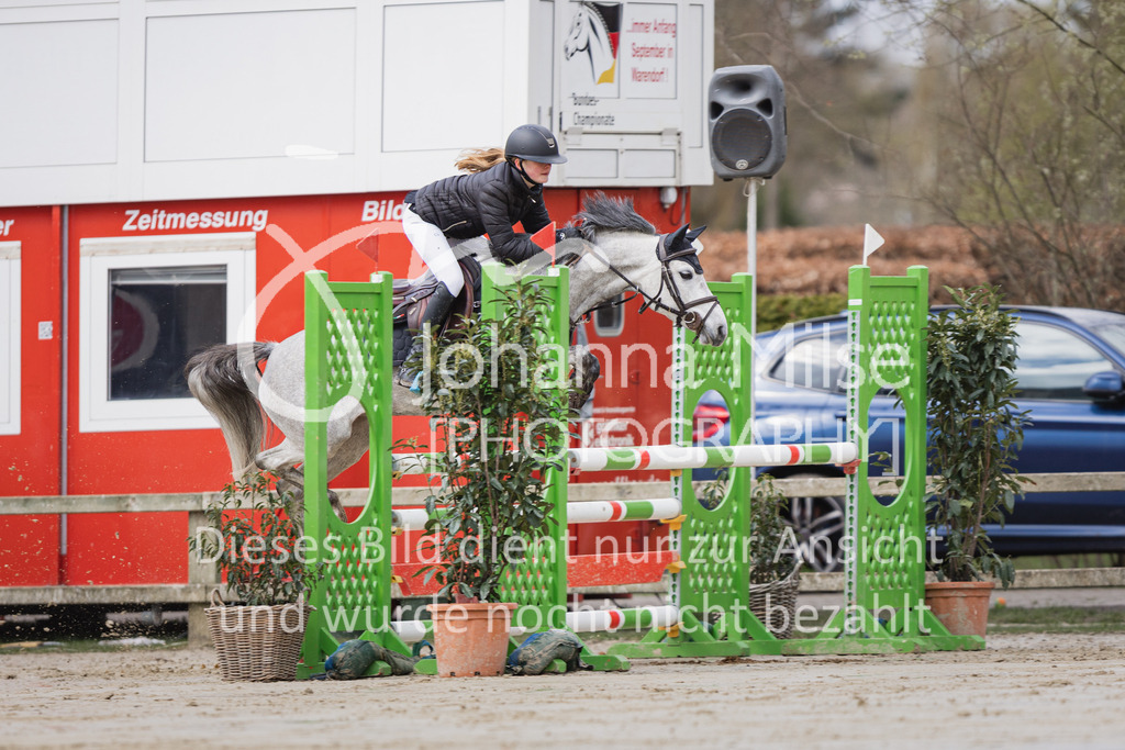 230402_MünsterHandorf_PonyTrophy-366 | Deine schönsten Turniermomente als professionelle Fotos! Entdecke hochwertige Pferdesport-Fotografie im Online-Shop. Jetzt Fotos finden & bestellen!