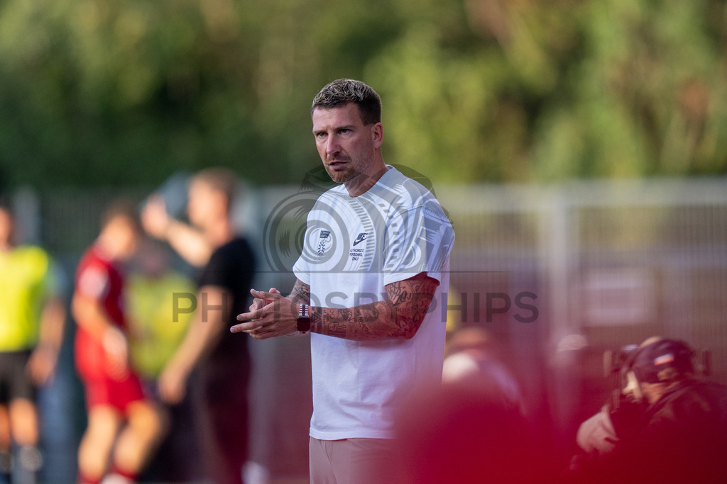 SG Sonnenhof Großaspach vs. Arminia Bielefeld, Fussball, DFB-Pokal, 1. Runde, 22.08.2026 | Pascal Reinhardt (Trainer SG Sonnenhof Großaspach),SG Sonnenhof Großaspach vs. Arminia Bielefeld, Fussball, DFB-Pokal, 1. Runde, 22.08.2026,DFB regulations prohibit any use of photographs as image sequences and/or quasi-video
