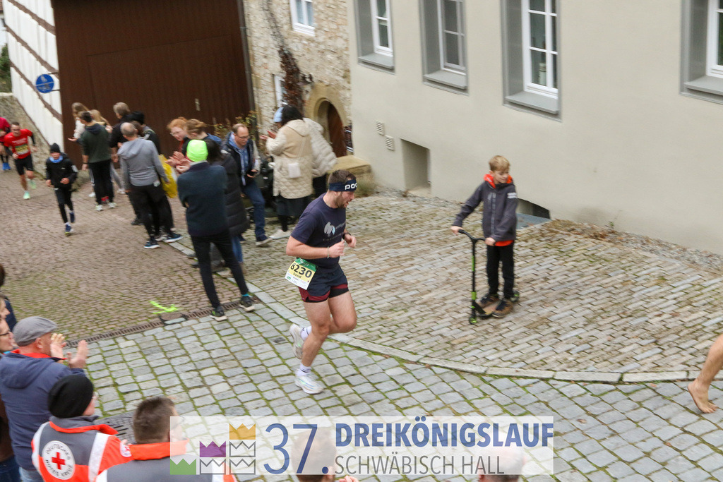 Roewisch Wohnbau Cup 5000m | 3 Koenigslauf 2023 - Realisiert mit Pictrs.com