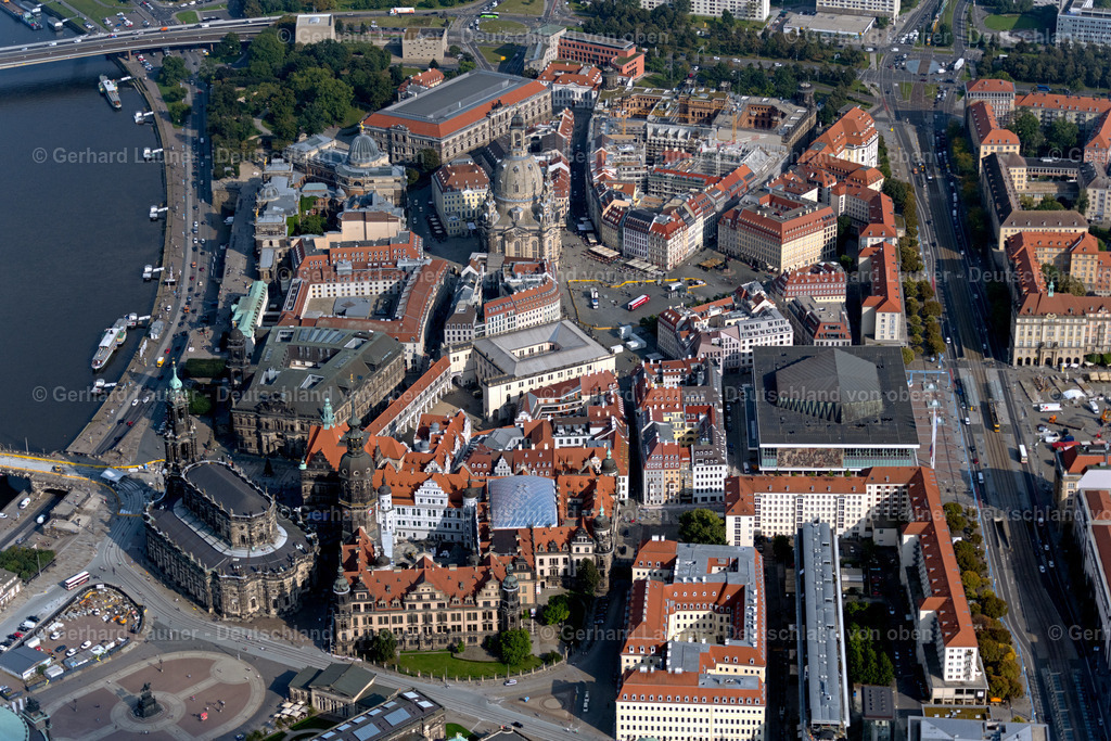 4060879 | DRESDEN 07.09.2021 Altstadtbereich und Innenstadtzentrum in Dresden im Bundesland Sachsen, Deutschland. // Old Town area and city center in Dresden in the state Saxony, Germany. Foto: Gerhard Launer