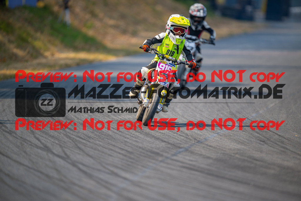 MaZZes-Fotomatrix-20260816-615302 | ROOKIES