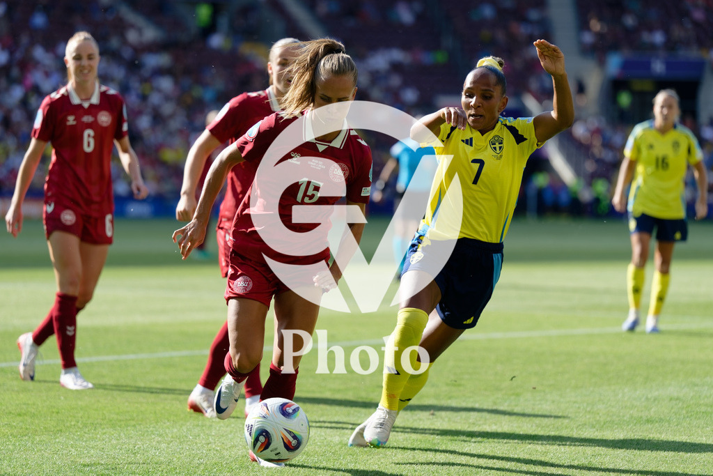 Denmark v Sweden - UEFA Women's EURO 2025 Group C | GENEVA, SWITZERLAND - JULY 4: Frederikke Thogersen of Denmark (L) and Madelen Janogy of Sweden (R) fight for possession during the UEFA Womens EURO 2025 Group C match between Denmark and Sweden at Stade de Geneve on July 4, 2025 in Geneva, Switzerland. (Photo by Giuseppe Velletri/Sports Press Photo/Getty Images)