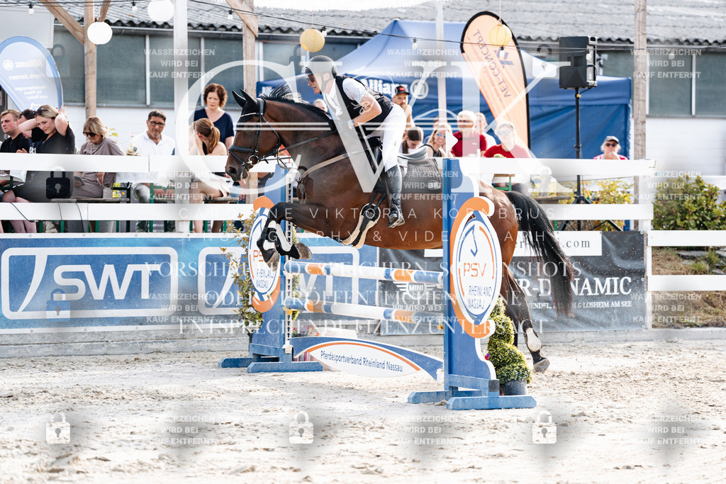 CK906531 | Turnierfotografie Pferdefotografie Trier Rheinland-Pfalz Pferdesport Reitsport Tierfotografie Sportfotografie Pferdevideo Pferdevideografie Equestrianvideography equestrianphotography  - Realisiert mit Pictrs.com