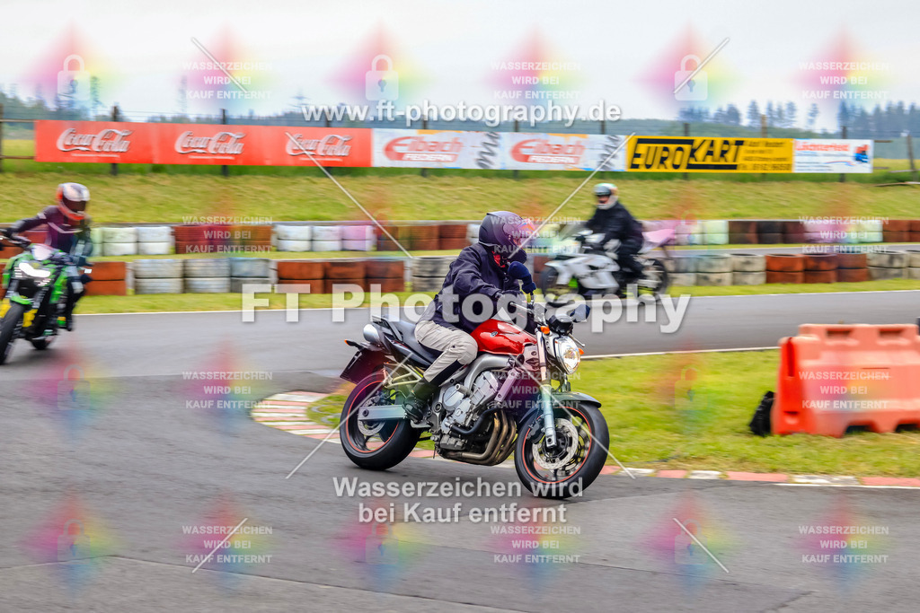 OBK-5347 | Hier findet Ihr Bilder von Touristenfahrten auf der Nürburgring Nordschleife oder von anderen Veranstaltungen die ich besucht habe. Viel Spass beim Durch Schauen 