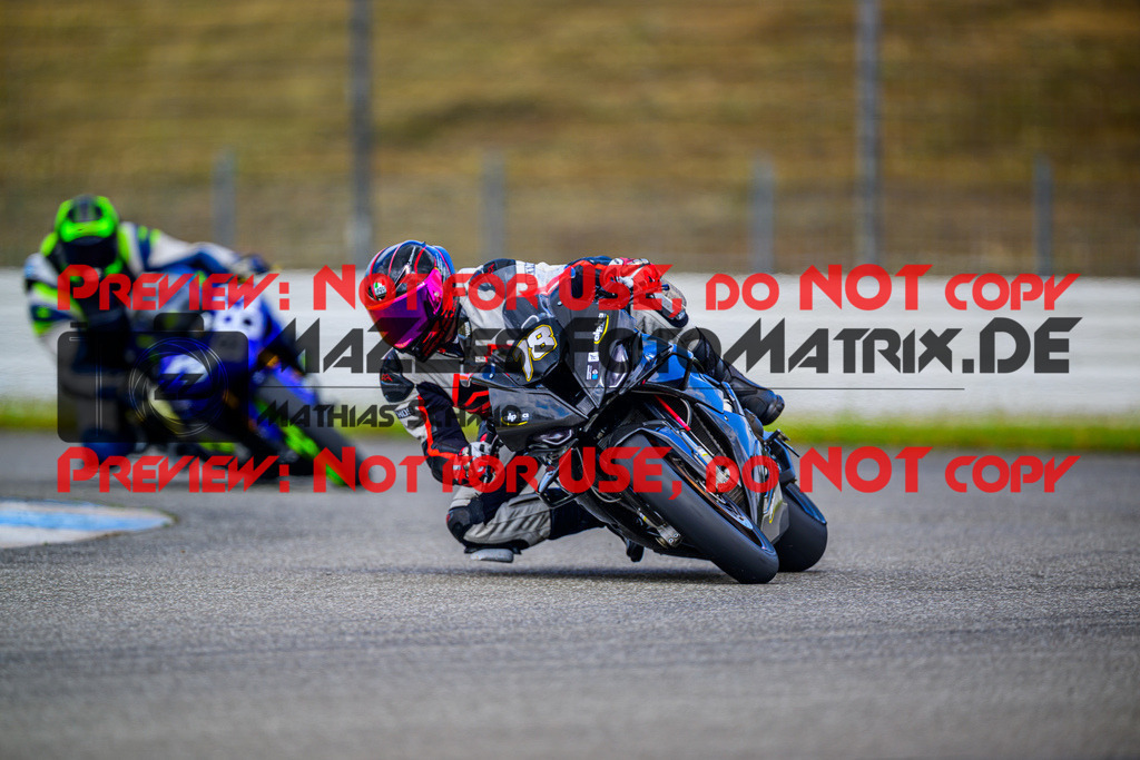 MaZZes_Fotomatrix_20250628_6007705_8781 | WEISS