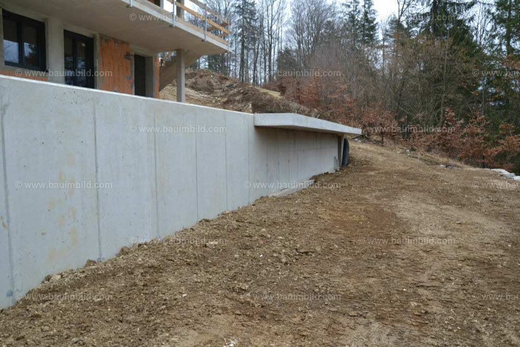 bib-lg25-aussenanlagen-0004 | Nach LV-Leistungsgruppen sortierte Detailfotos über den Bau eines Hauses. Alle Hausbau-Bilder direkt vom Urheber und Autor der Website Haus-Selber-Bauen.com