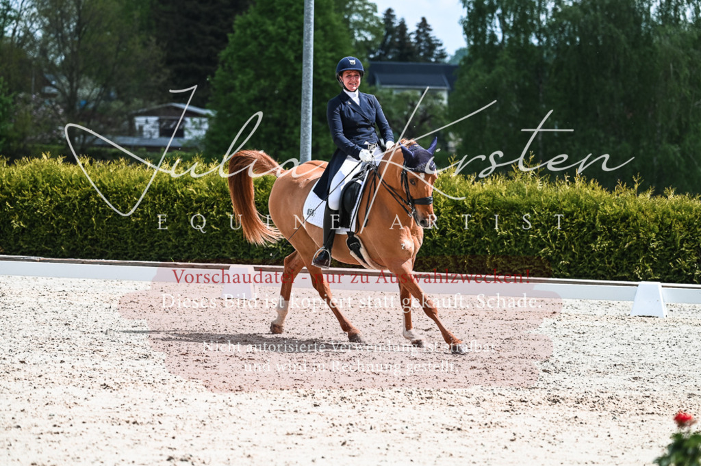 20230514_JK-Röhrsdorf-20-201 | Pferde- und Turnierfotografie in Westsachsen. Pferdeportraits, Auftragszeichnungen und intuitive Kunst.