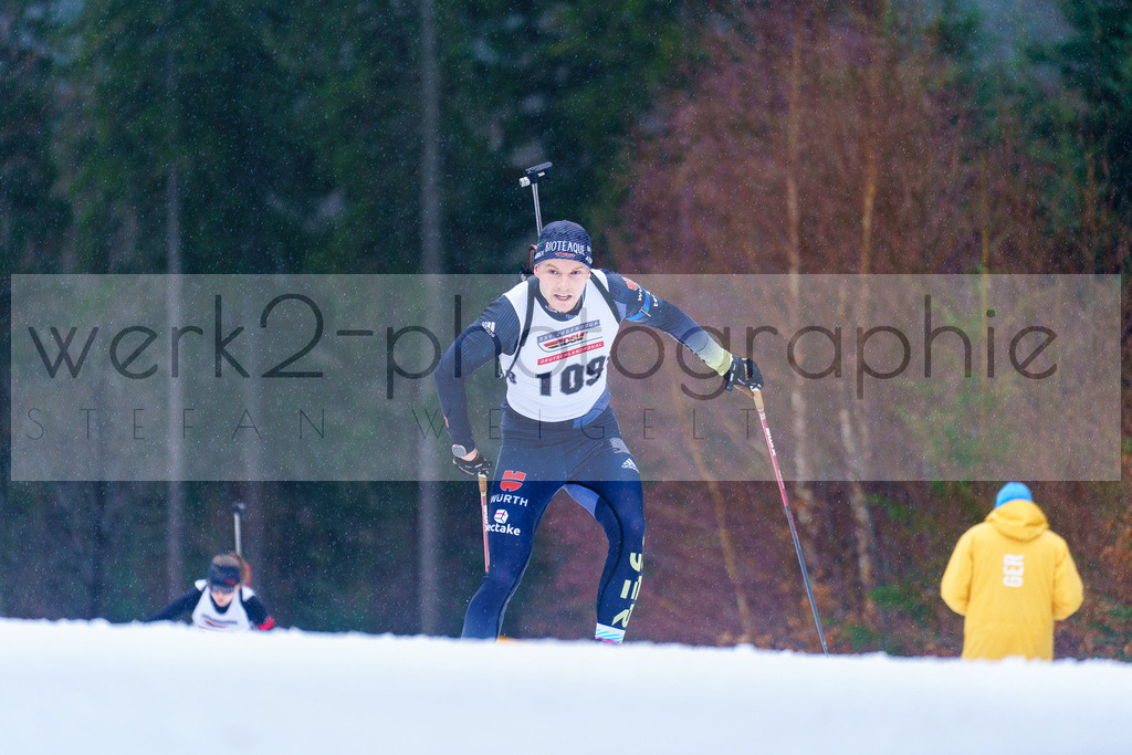 DP ARBER 9.-11.02.2024 | Unter schwierigen Bedingungen zauberte das OK ARBER-Team im Bayerischen Wald eine wettkampffähige Strecke im Arber Hohenzollern Skistadion.