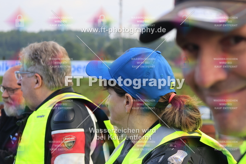 _TCM2645 | Hier findet Ihr Bilder von Touristenfahrten auf der Nürburgring Nordschleife oder von anderen Veranstaltungen die ich besucht habe. Viel Spass beim Durch Schauen 