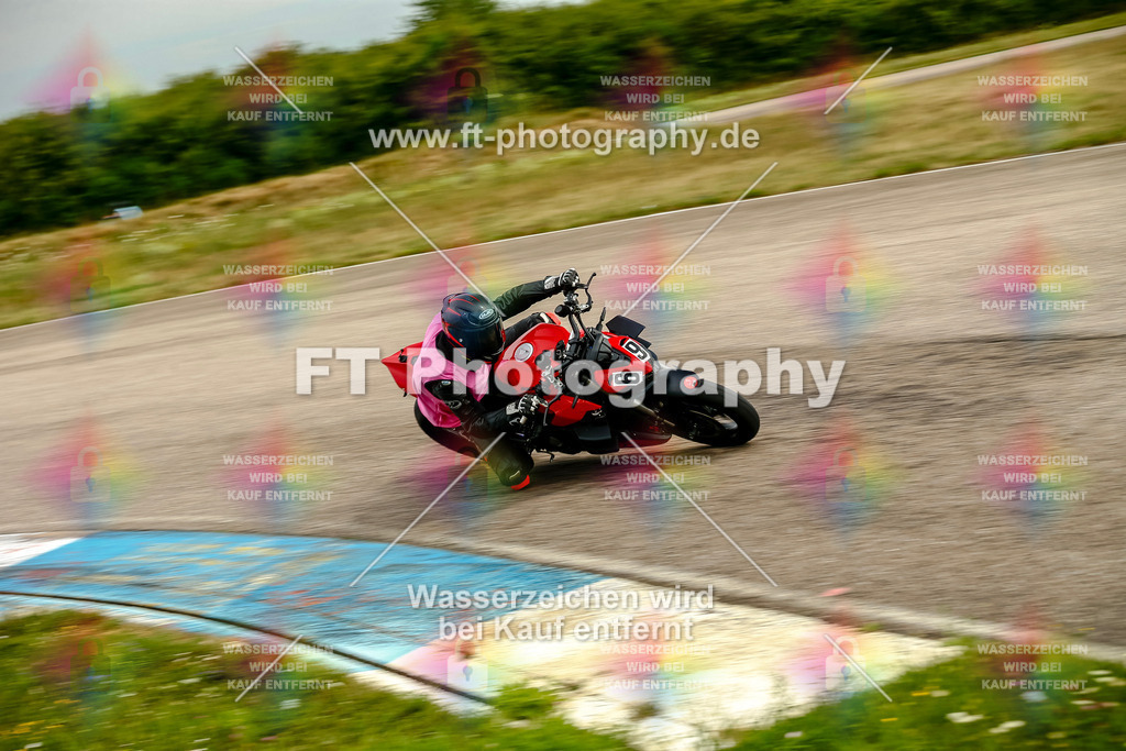 Chambley Juli-1374 | Hier findet Ihr Bilder von Touristenfahrten auf der Nürburgring Nordschleife oder von anderen Veranstaltungen die ich besucht habe. Viel Spass beim Durch Schauen 