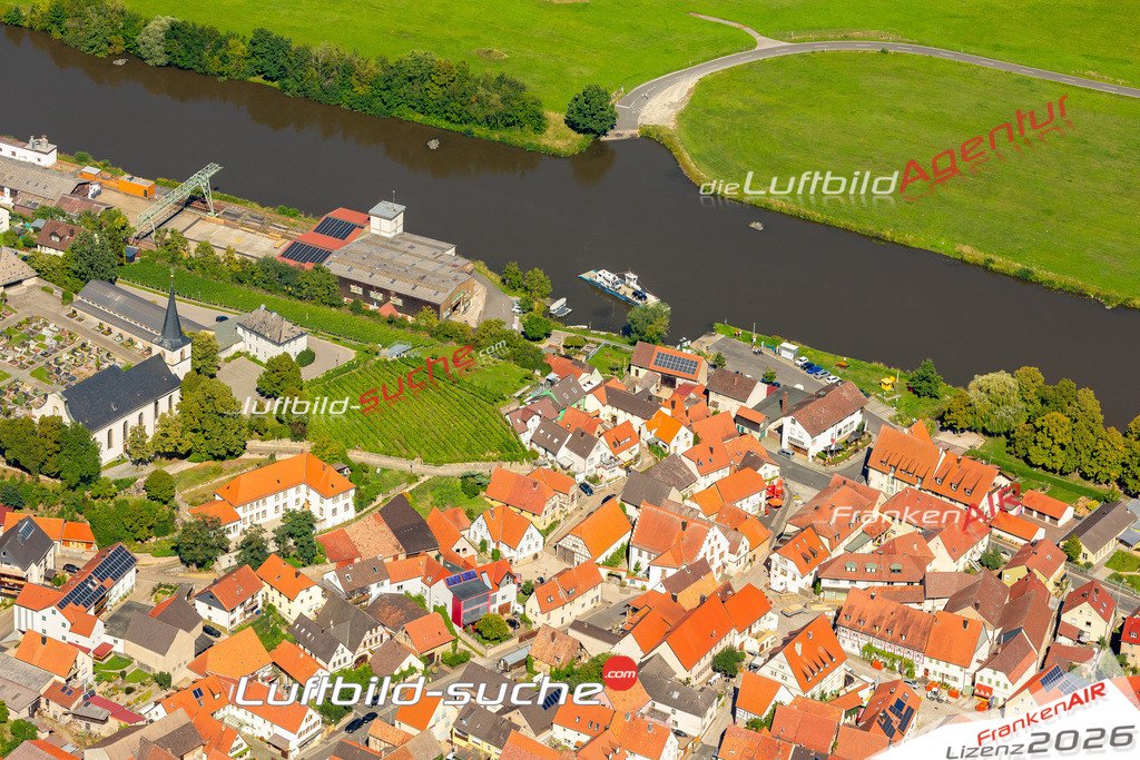 Das Luftbild zeigt : Main Fähre Wipfeld - Die Luftaufnahme wurde 2023 vom UL-Flugzeug aus erstellt ( keine Drohne ) - Hochauflösende Luftaufnahme - Für grossformatige Ausdrucke geeignet. Die Geschenkidee !Mit Lizenz und Bildrechte bestellbar