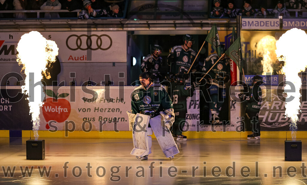 2026-01-23_002_TSV_Erding_gegen_SC_Riessersee | Erding, Deutschland, 23.01.2026:Eishockey, Oberliga Süd 2025 / 2026, 40. Spieltag, TSV Erding gegen SC Riessersee, Endergebnis: 6:5 n.V.Torwart Nico Wimmer (Erding Gladiators, #60)Foto: Christian Riedel / fotografie-riedel.net