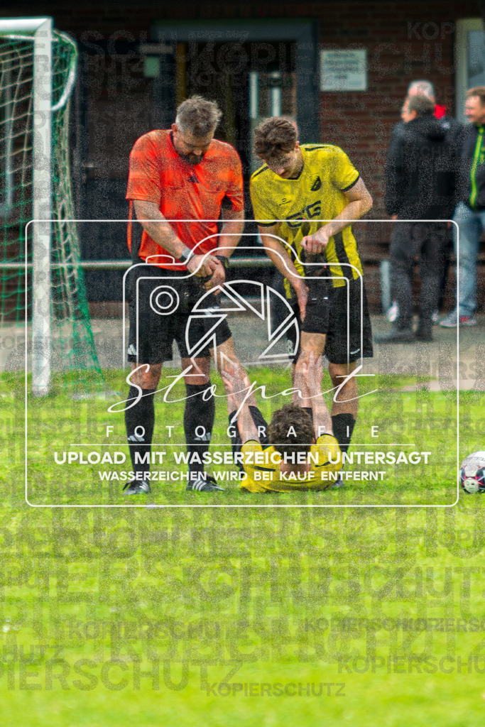 U17 Kreispokal Finale HK - SV Soltau vs. SG Fulde | Oliver Curth (Schiedsrichter); U17 Kreispokal Finale HK - SV Soltau vs. SG Fulde am 07.06.2026 in Sportplatz Alter Schulweg, Schülern - Realisiert mit Pictrs.com
