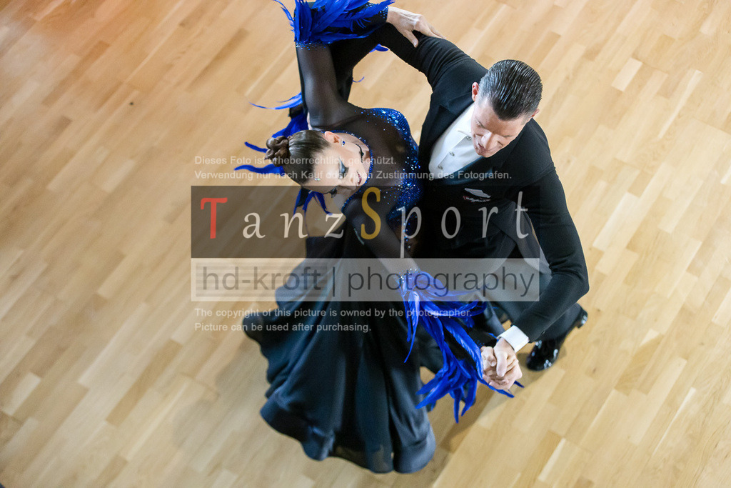 20240525_RL-Masters3-Std_4807 | Tanzsportbilder, Standardtanz, Lateintanz, WDSF, DTV, LTVB, dancecomp, goc, hessen tanzt, blaues band der spree, walzer, tango, wiener walzer, slowfox, quickstepp, samba, rumba, cha-cha-cha, paso doble. jive, hd-kroft photography, turniertanzsport