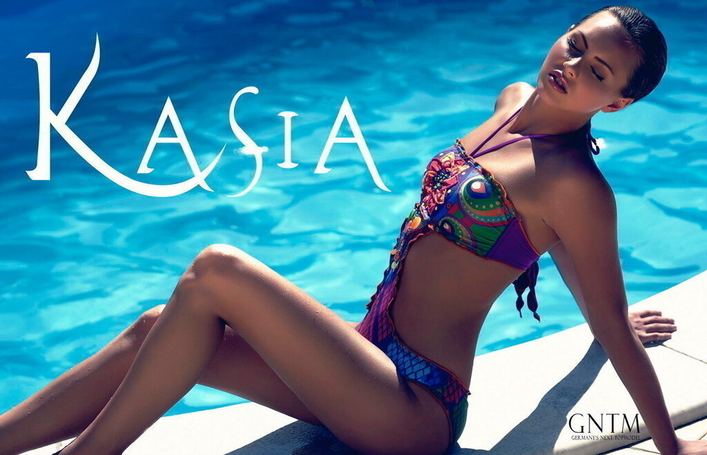 Arkadius_Fashion_091 | Mein Name ist Arkadius. Ich fotografiere Ihre Hochzeit in Frankfurt und im Umkreis von 200 km. Als Fotograf bin ich noch bekannt im Bereich Business- und Modefotografie.