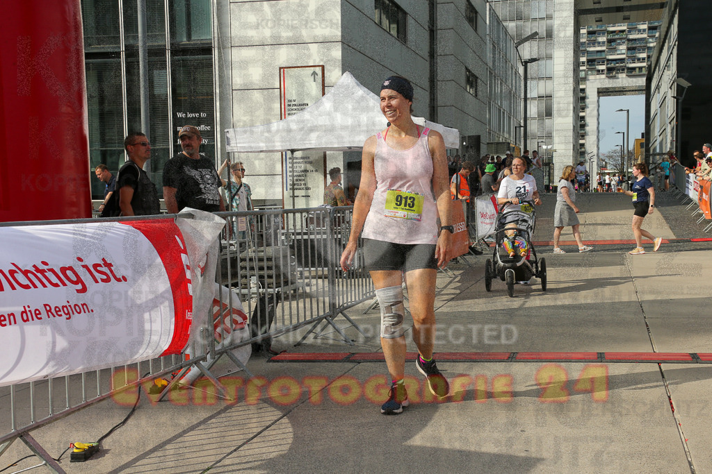 250920_1535_EX1_0101 | Sportfotografie im Rhein-Sieg Kreis, Köln, Bonn, NRW, Rheinland Pfalz, Hessen, etc. Unser Tätigkeitsfeld umfasst den Laufsport vom Volkslauf über den Marathon, Duathlon, Triathon bis zum Ultralauf wie Kölnpfad Ultra oder Schindertrail.