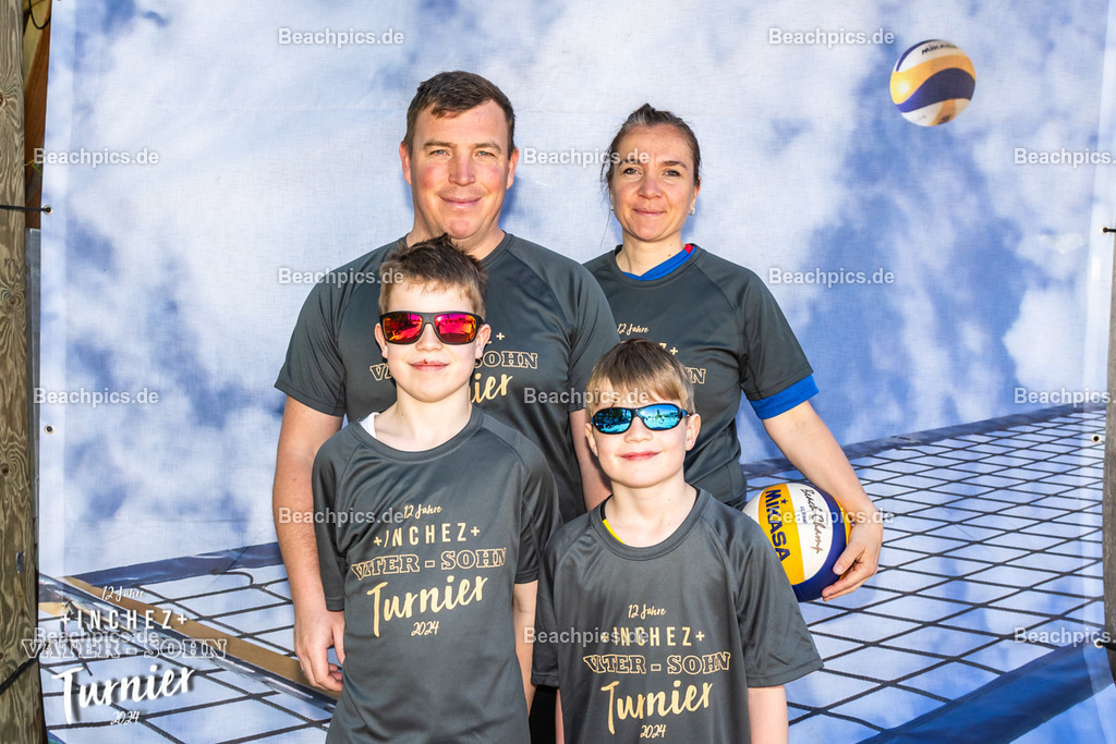 2024-00099885-Vater-Sohn-Turnier-2 | 09.05.2024; Berlin Foto: Gerold Rebsch - www.beachpics.de