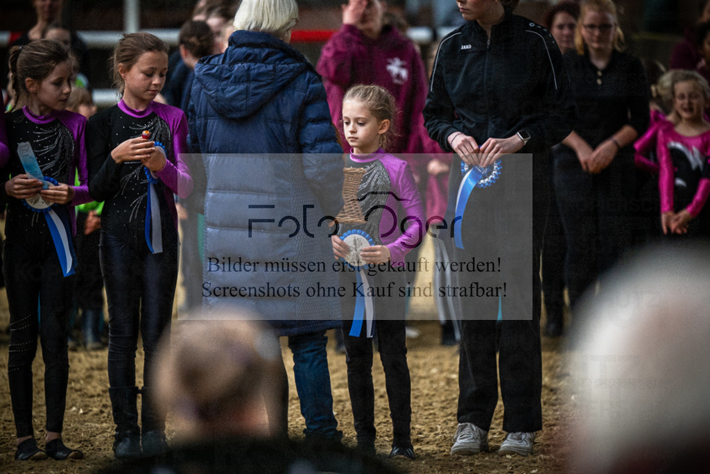 DOS_0094 | Entdecke hochwertige Reitturnierfotos von Foto Oger. Professionell, emotional und authentisch – jetzt Lieblingsmomente im Shop bestellen.Deutschlandweite Turnierfotografie. - Realisiert mit Pictrs.com