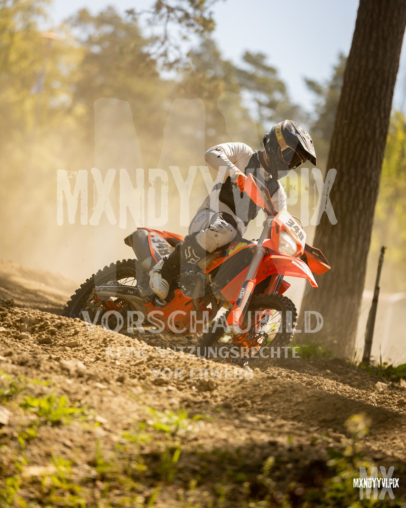 866A4995 | mxndyyvipix