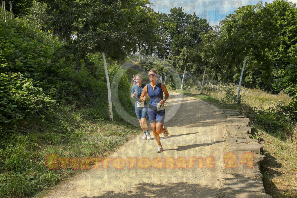 250824_1456_EX1_8121 | Sportfotografie im Rhein-Sieg Kreis, Köln, Bonn, NRW, Rheinland Pfalz, Hessen, etc. Unser Tätigkeitsfeld umfasst den Laufsport vom Volkslauf über den Marathon, Duathlon, Triathon bis zum Ultralauf wie Kölnpfad Ultra oder Schindertrail.