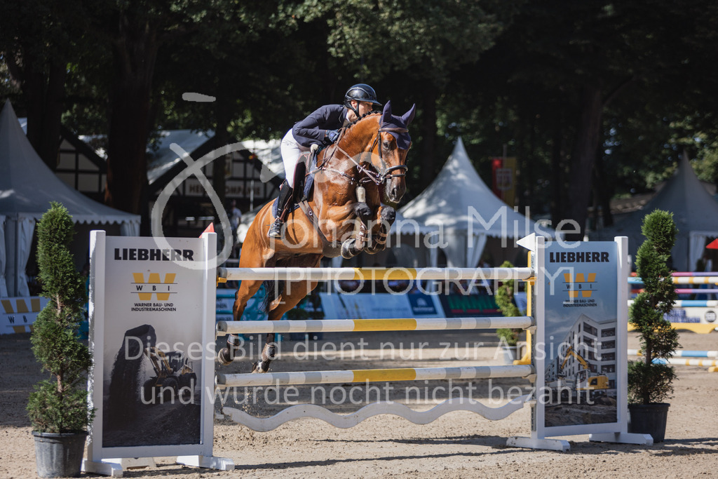 230910_OWLCh_GroßerPreis-623 | Deine schönsten Turniermomente als professionelle Fotos! Entdecke hochwertige Pferdesport-Fotografie im Online-Shop. Jetzt Fotos finden & bestellen!